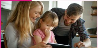 Parenting in the Digital Era Managing Screen Time for Kids During Winter Vacations