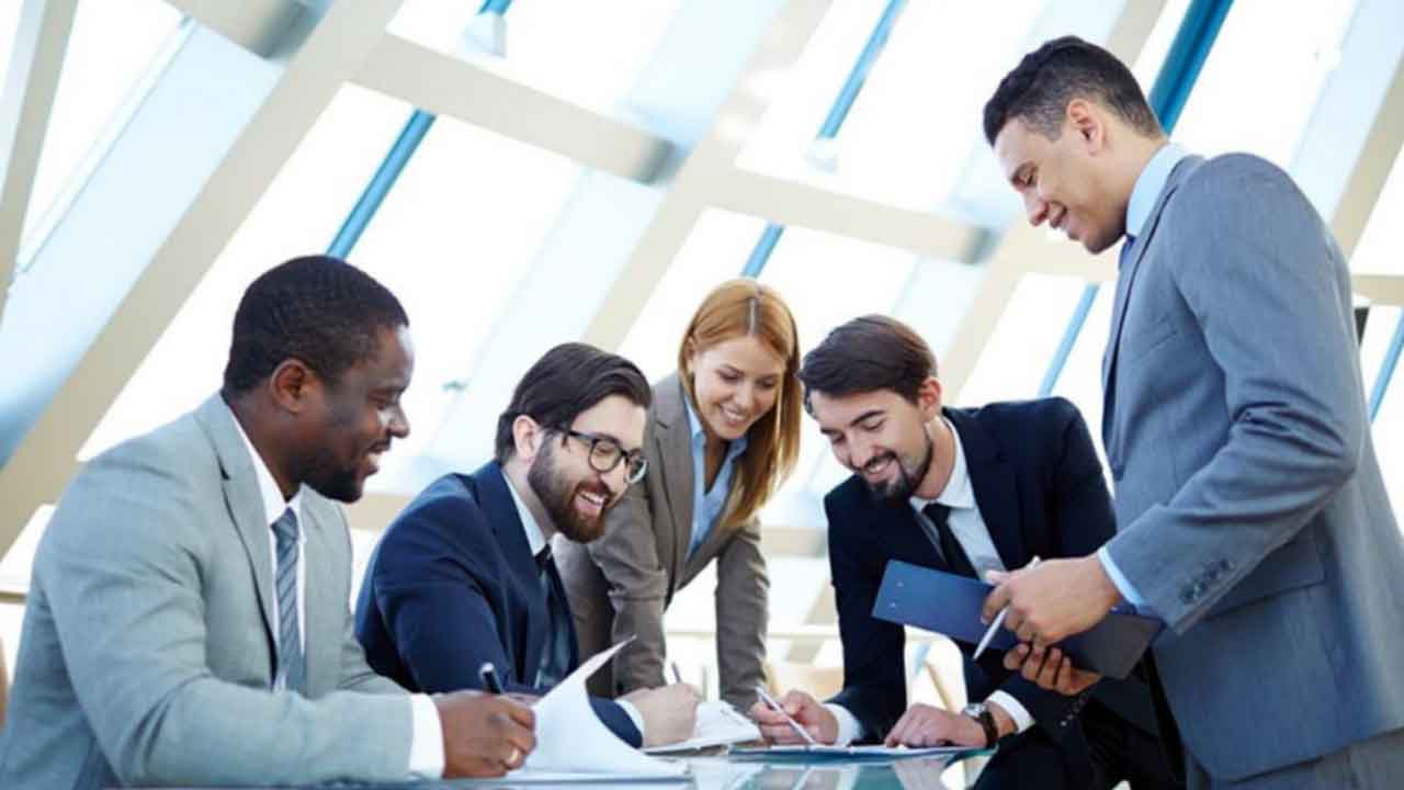 Importance of Teamwork in Professional Life