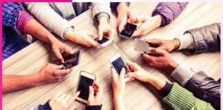 Social Media vs Real Connection Social Media vs Real Connection